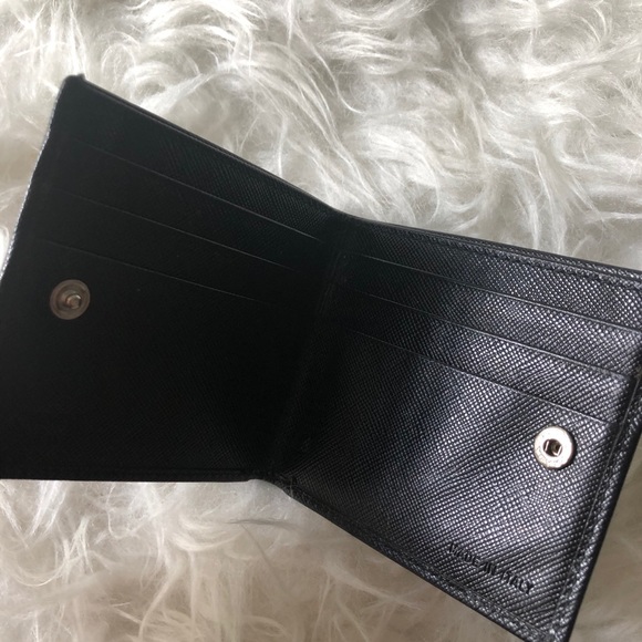 PRADA LEATHER CARD WALLET UNISEX - Picture 4 of 6